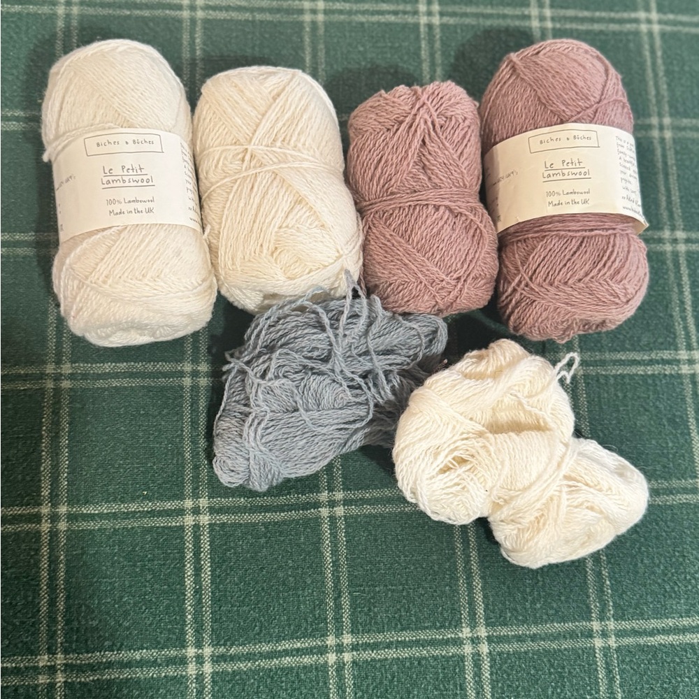 Biches and Buches Le Petit Lambswool Yarn